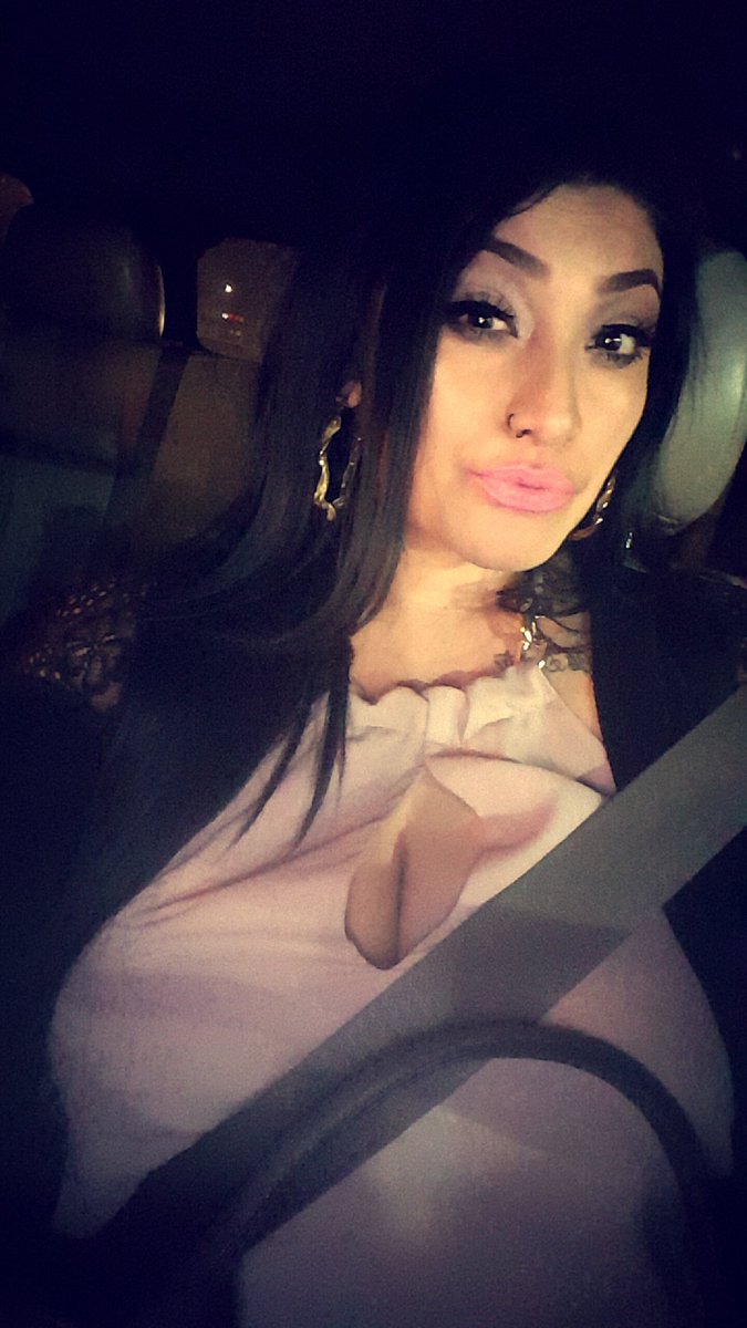 jayMilfy's tweet photo. No filter bitch #latebdaygift #concertready https://t.co/p3L7FPx3O0