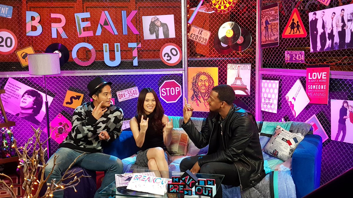 ssheinafiaz's tweet photo. Woohoo @sherylsheinafia &amp; @boywilliam with @brandonbeal @breakoutnet #BreakoutNETBrandonBeal https://t.co/EWtJOIm8s0