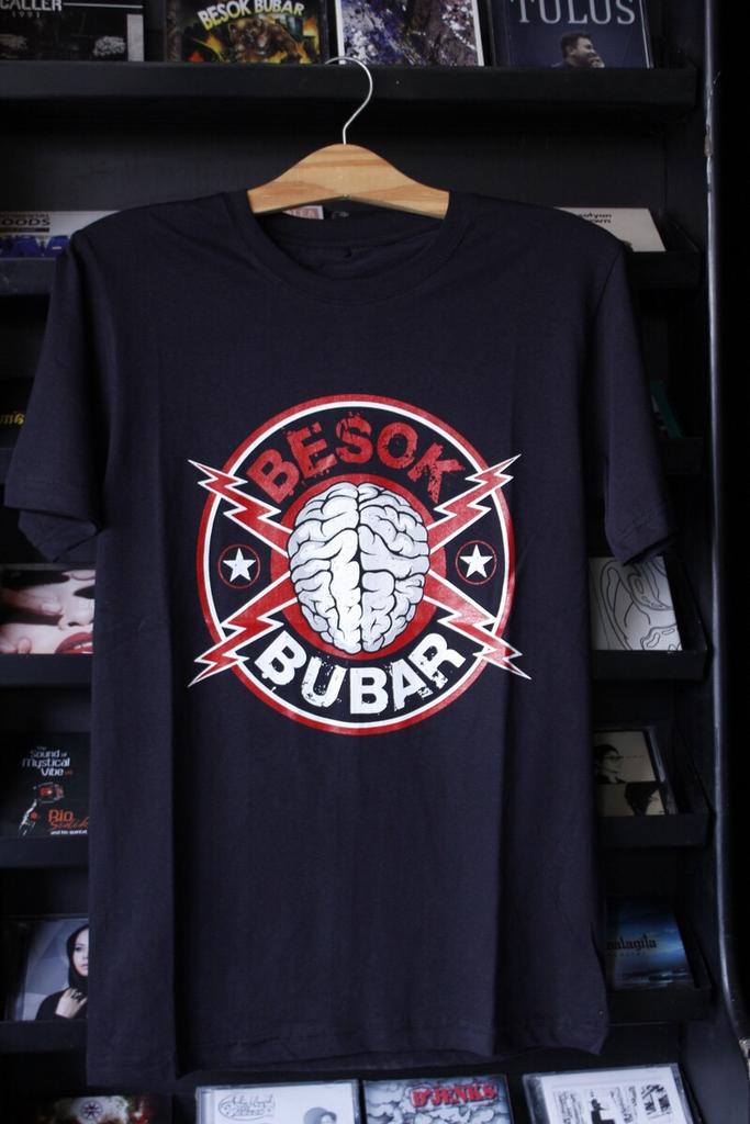 New T-Shirt! 'Otak' | size S, M, L, XL | Rp.130k Bonus paket stiker | Order ke 0853‑2003‑4434