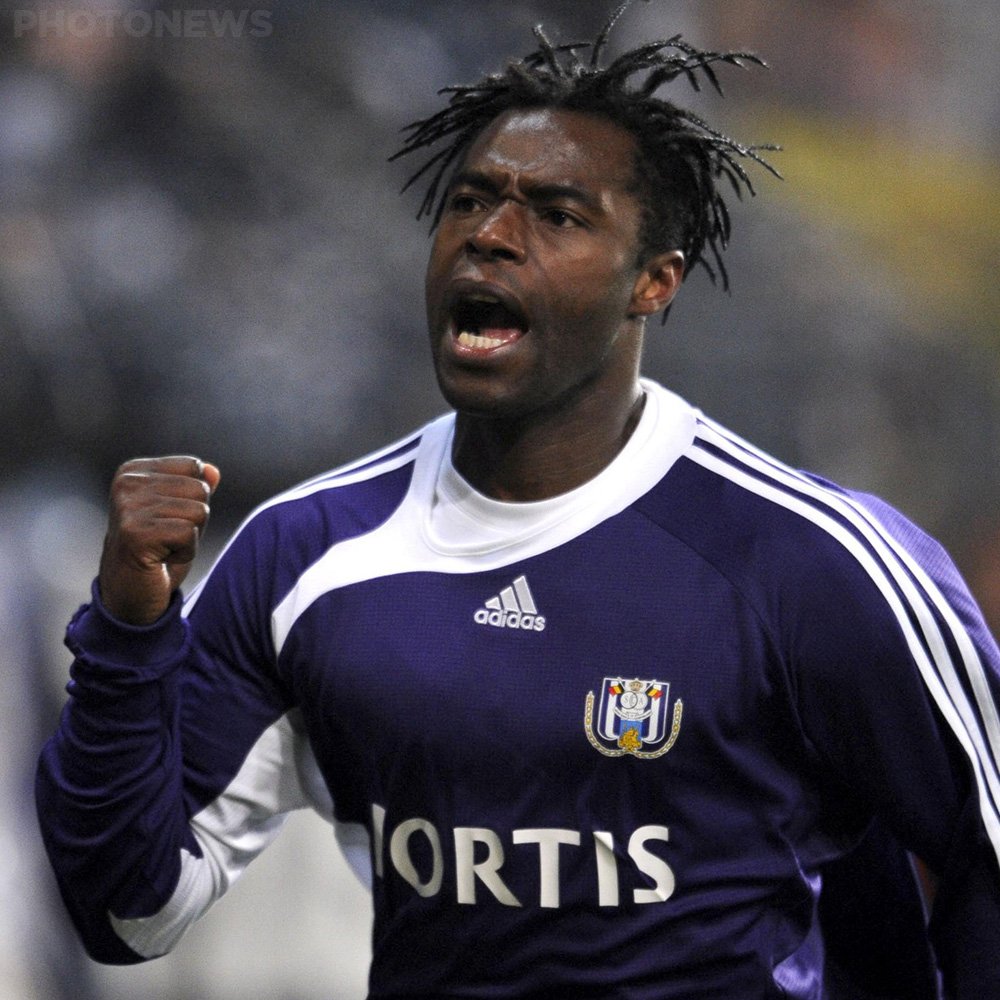 Joyeux anniversaire Mbo Mpenza ! Gelukkige verjaardag Mbo Mpenza ! Happy birthday Mbo Mpenza ! 