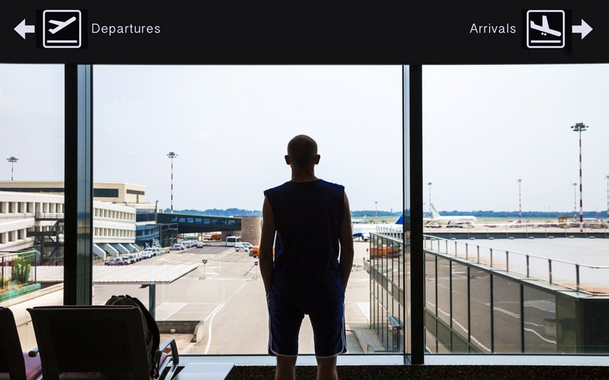 TelegraphTravel's tweet photo. Are airlines exaggerating flight times so they're never late? https://t.co/fcvIQpnMuF https://t.co/gYlpLrM507