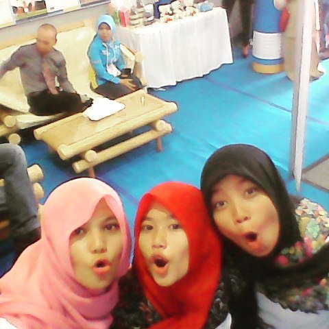 Syiifaafafafa_'s tweet photo. @bjbselfie1 #harijadilebak #ilovelebak #selfieria https://t.co/SMHKr5TJ4E