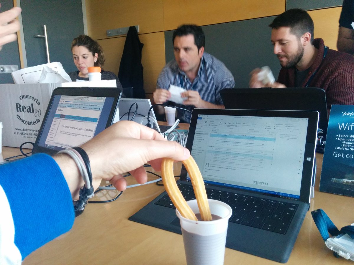 Encuentro de dirección y churros, buen maridaje siguiendo a <a href="/MarisaUrquia/">Marisa De Urquía</a>