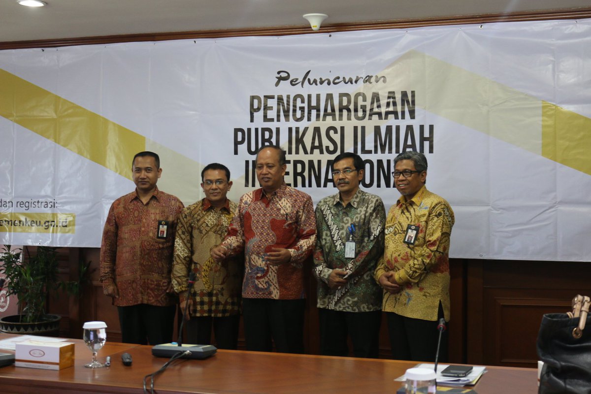 [LAUNCHING PENGHARGAAN PUBLIKASI ILMIAH INTERNASIONAL] Jumat (4/12). Info dan Persyaratan : lpdp.kemenkeu.go.id/pendanaan-rise…