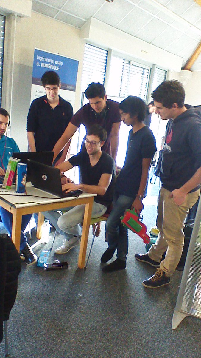 groupeesaip's tweet photo. Il reste moins de 30 minutes #GCLChallenge https://t.co/yjwnjsk71B