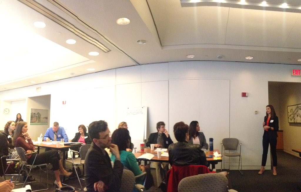 ELISSfellows's tweet photo. Ava Carter on challenges of #bayarea mobility, industries & role of #socialmedia in #epidemics @Stanford #epicomm15 https://t.co/JkHEi68mu5