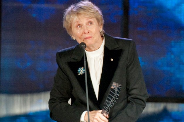 CWOFame's tweet photo. Happy birthday to #CWOF2011 Inductee, #Canada's 1st female astronaut &amp; 1st neurologist in space, Dr. #RobertaBondar! https://t.co/4ztaZby4VP