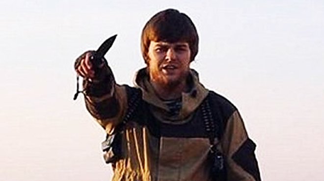 "داعش" يدعي إعدام "جاسوس روسي"..  CVY9I7NWEAEFSZe
