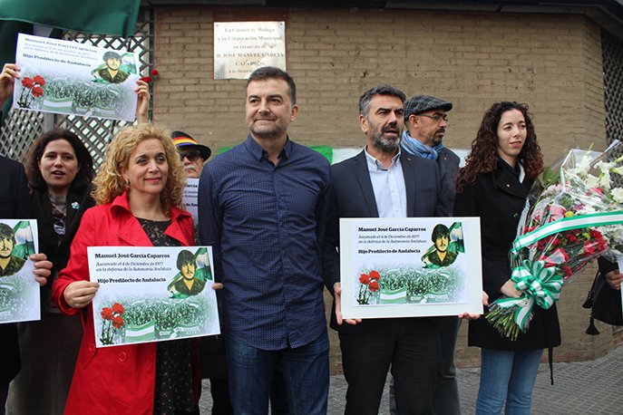 iuandalucia's tweet photo. Hoy #4DAndalucía reivindicamos que la autonomía se ganó desde la izquierda y el federalismo
https://t.co/RhhhTf88gB https://t.co/ZCiKApVrPV