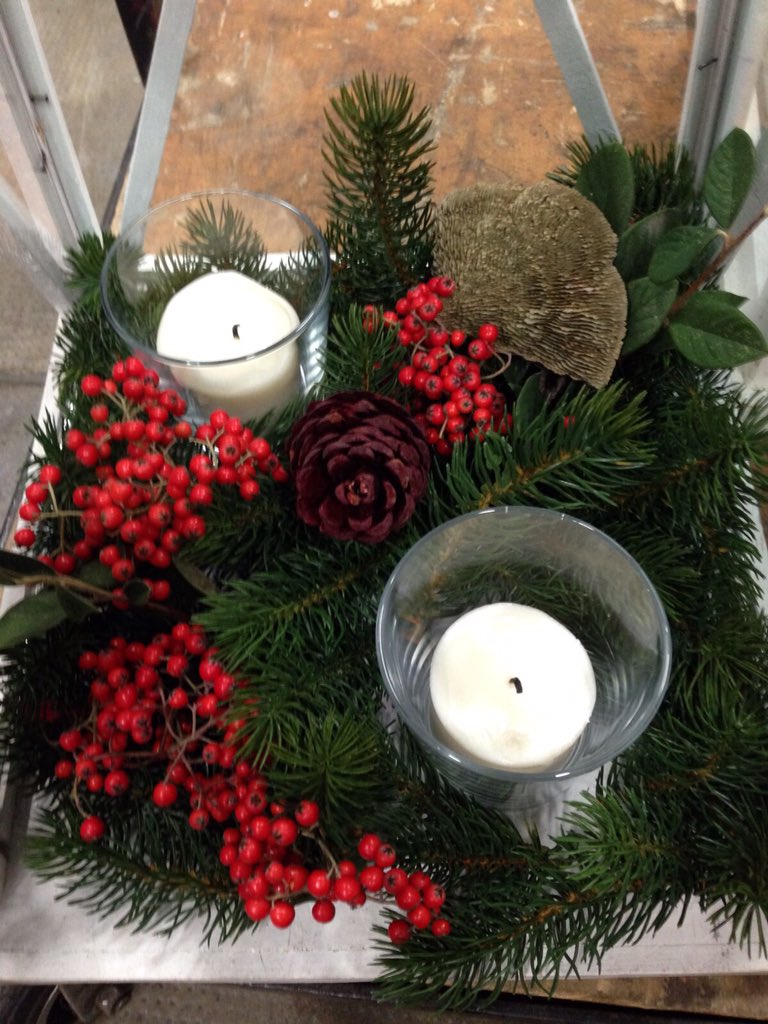 MaggiorDomus's tweet photo. #Cene di #Natale: #xmas2015decor per la serata in corso!
#eventi #withpassion  #foodandstyle #lifestyle #catering https://t.co/K9KhVTkp8v