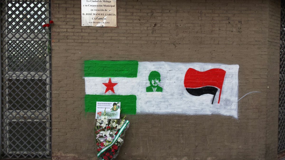 SATJuventud's tweet photo. Así ha amanecido la esquina donde murió Caparrós. https://t.co/v8OJycYzf2