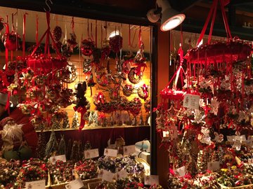 ミュンヘンクリスマス市グルメ おすすめメニューは お菓子とドリンクも紹介
