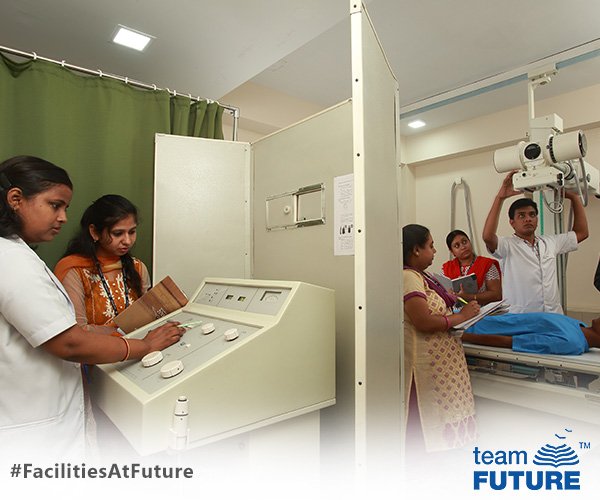 teamfutureedu's tweet photo. Hospital Management students receiving professional training at Future Diagnostics! #FacilitiesAtFuture #Training https://t.co/fkgLE0kUkb