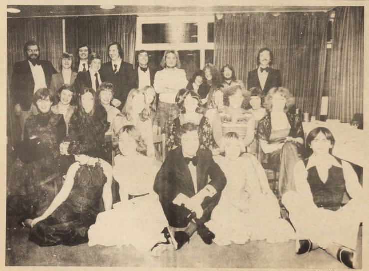 warwicklibrary's tweet photo. 'Meet the staff' of @WarwickBoar in 1976. Do you recognise anyone? https://t.co/yVMeJZyeIw #warwick50 https://t.co/FQ5yXZfNuI