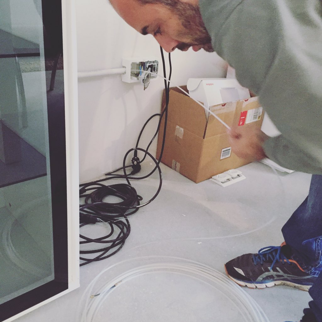mrpcinformatica's tweet photo. Instalación de Red en @CDMarbella #SanPedrodeAlcántara #MRInformatica #Marbella #CableadodeRed #Instalacion https://t.co/R3tXuHhN9M