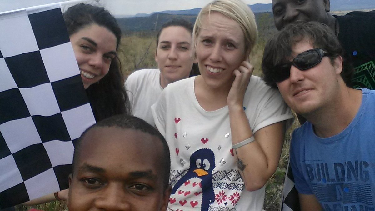 archHeidi's tweet photo. #southafricanarcaheologystudents # asapa #sdw #@past #ohthisisfun #Smurfs  #task1 # obstaclecourse https://t.co/awZWGQfvhn