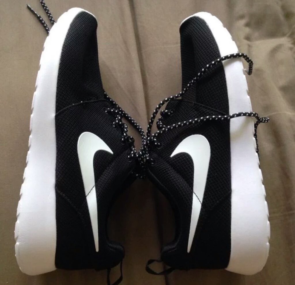 topmoda_spain's tweet photo. OFERTA NAVIDAD!! 🎄🎁🎅
2 pares de #NikeRoshe 75€ ❗❗❗
🎁💯✔🔝💥😍 https://t.co/6tyy0XkFV2