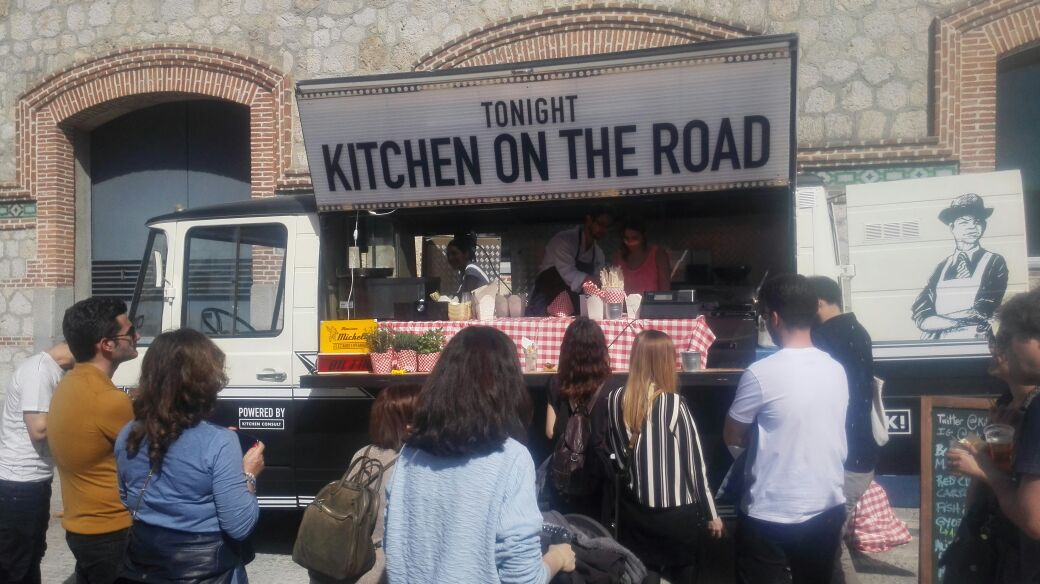 Los #FoodTruck llegan a #Sevilla, #Granada y #Torremolinos. ¡Que empiece la fiesta! buff.ly/1SBE9IY