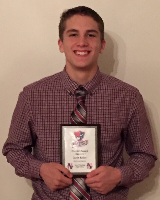 j21mk's tweet image. Thanks all the coaches, parents, staff and family for the award and a awesome year can't wait till next year 🏈🏈🏈🏈🏈🏈