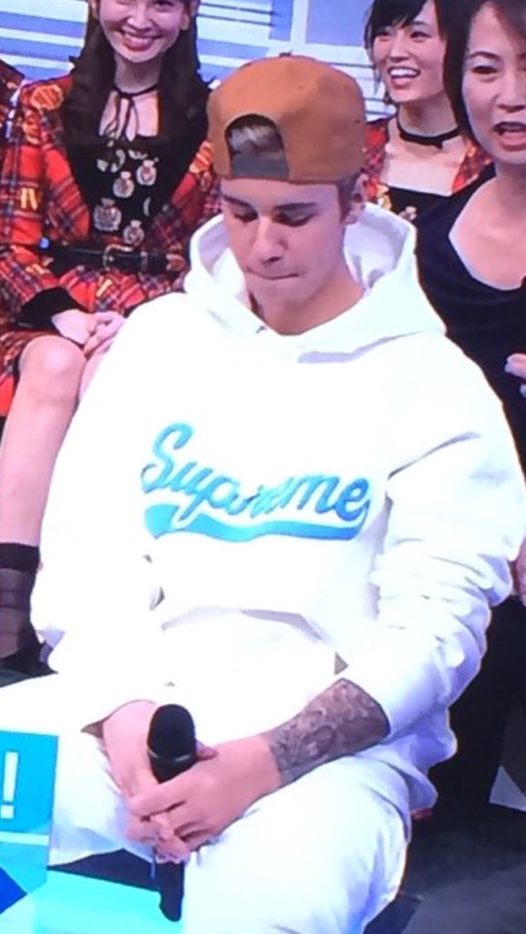 ⭐ジャスティン・ビーバー着⭐Supreme　the creature パーカー ⭐ジャスティン・ビーバー着⭐Supreme the creature パーカー 【公式通販】