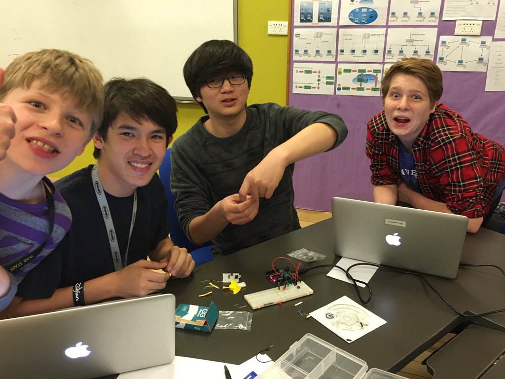mbrookes's tweet image. #myWAB 5 minutes until #arduinochallenge over @melanievrba @jerihurd - bet you wish you were here