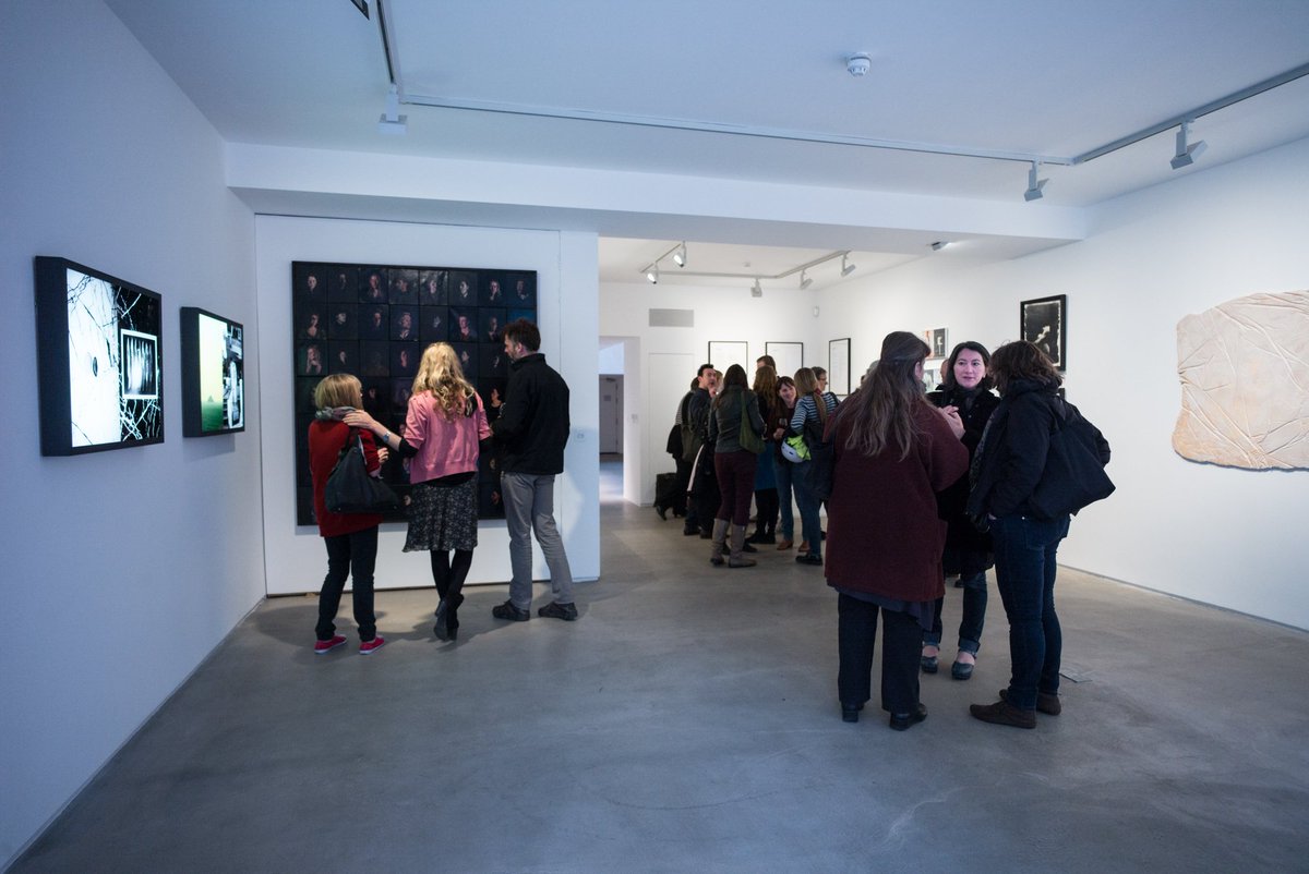 besmartaboutart's tweet photo. Join us for art & networking on 11/Dec @BarbaraStanley during their new group show #BSAAFF
https://t.co/e1rK0ckbia https://t.co/xxgb3imria