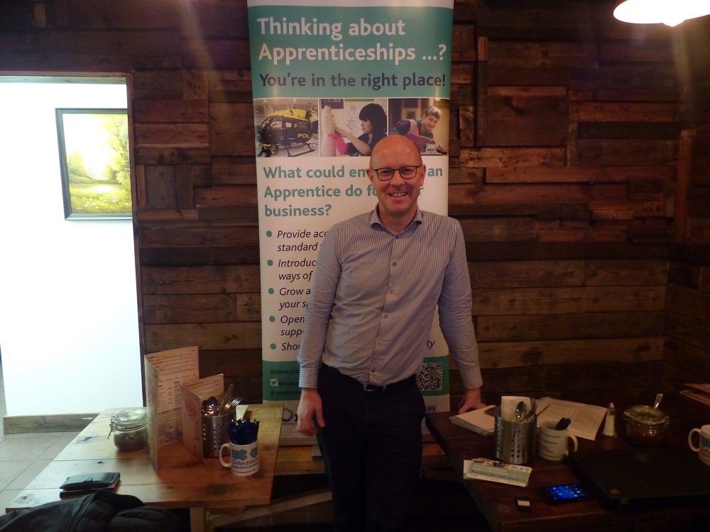 1st customer <a href="/caffeveneto/">caffe veneto</a> #Banbury #Apprenticeship surgery <a href="/helloneilwild/">Neil Wild</a> chatting Property Services Apprenticeships