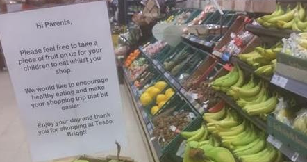 Tesco is currently trialling giving kids free fruit on your food shop: here's how huff.to/1NuHNnY