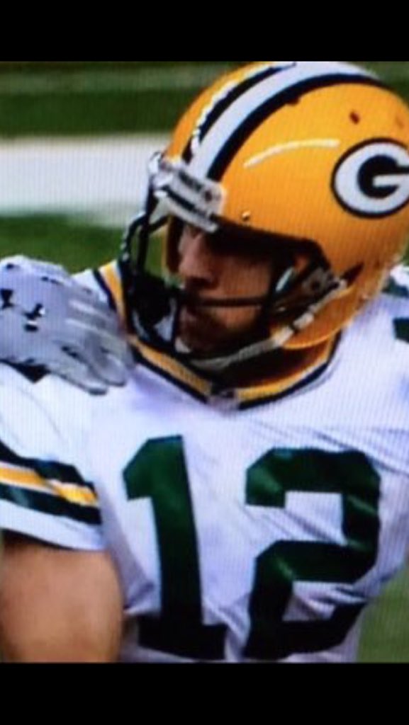 cindy_louwho's tweet photo. Where is the accountability for these terrible refs? Right, None. Rodgers 'best in acting' #phantomfacemask https://t.co/OgILU8baXD
