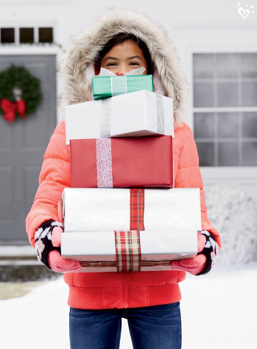 Tween Us tweet media