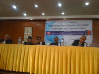 drbishnuhnepal's tweet photo. Thanks to #VC/#TU/#Nepal #ProfDrTirthRajKhaniya as Chief-Guest for his kind words on me @#DCPDS/#FES conf@ingn https://t.co/qxLVztHrjc