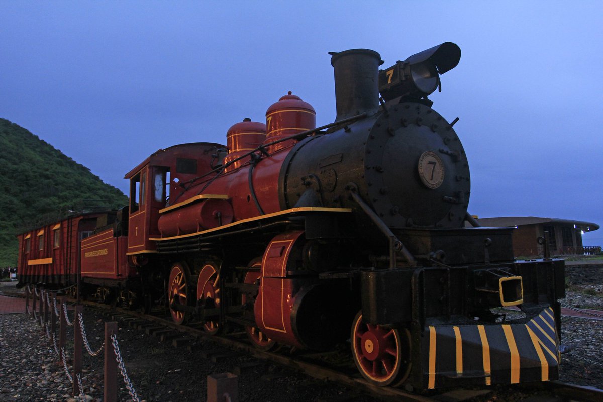 tierramanabi's tweet photo. Ya visitastes al #Tren de la Unidad Nacional? en @CiudadAlfaroEc descúbrelo! #PostalesDeManabí @TrenEcuador #Manabí https://t.co/kfkQCN1XJd