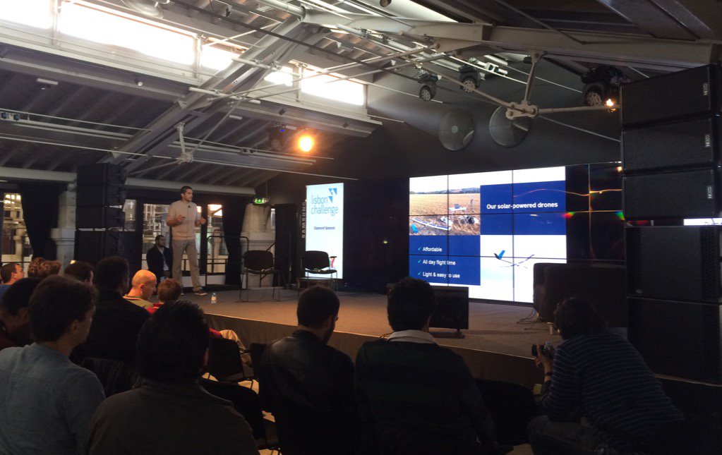 LisbonChallenge's tweet image. Let's talk about drones... With Sun Birds. #FastTrackLx #LCFall15
