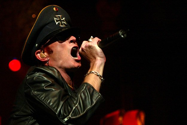 hmnrock's tweet photo. Tanto en Stone Temple Pilots como en Velvet Revolver demostró su talento y capacidad creadora… https://t.co/Lf8BPs8O0f