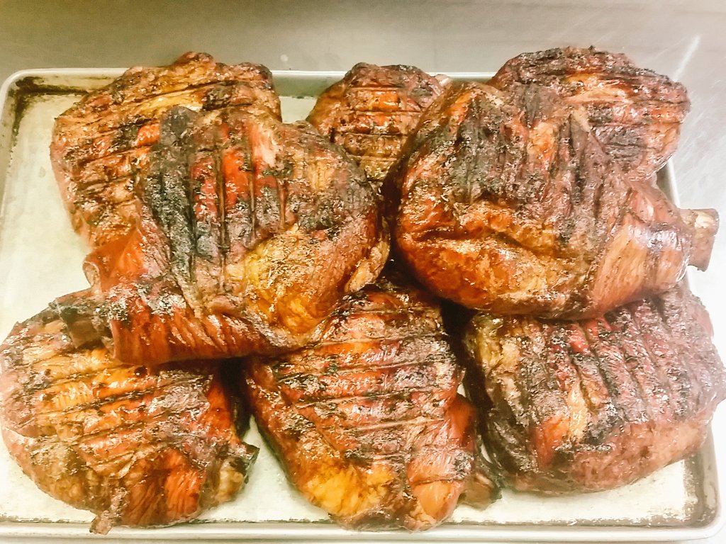 rhnbbbq's tweet photo. Lets #talk #pork #bbq.  #rhnb #fortworth #texas #friday #tcu #craftbeer. https://t.co/fMf6w8GyRp