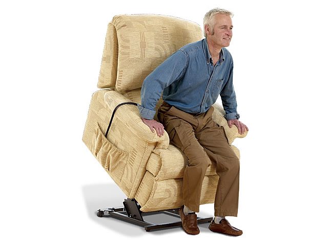 Sam_Wakeham's tweet photo. @smithyPeteG you got this on your Xmas list? #workingfromhome https://t.co/1LccCwcNFD