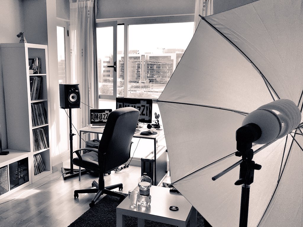 Unos cuantos días nos quedan por delante , vamos a quemar el #reto7 <a href="/DesaliaMusic/">Desalia Music</a> <a href="/RonBarceloSpain/">RONI🔥</a>