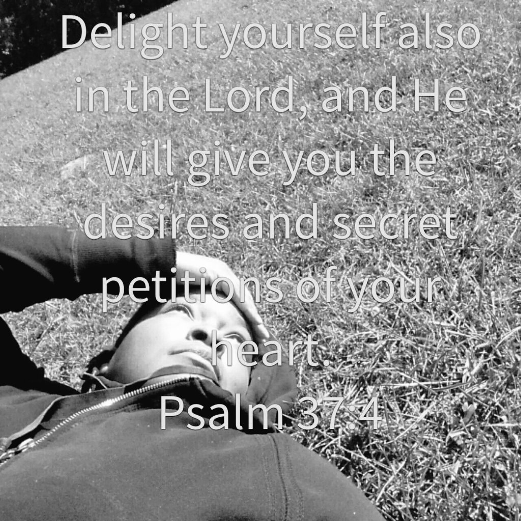 Krj_Res's tweet photo. Rooted in HIM for ALL of my desires!! #HeKeepsMe https://t.co/P1UyY2Olpt https://t.co/EakqrDKPpK