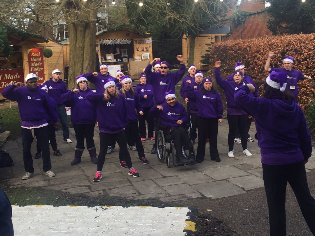 kateDixey's tweet image. Hurray! Great performance today by The St Albans PAS! At the xmas market. Great audience, fab show. #equitablehealth