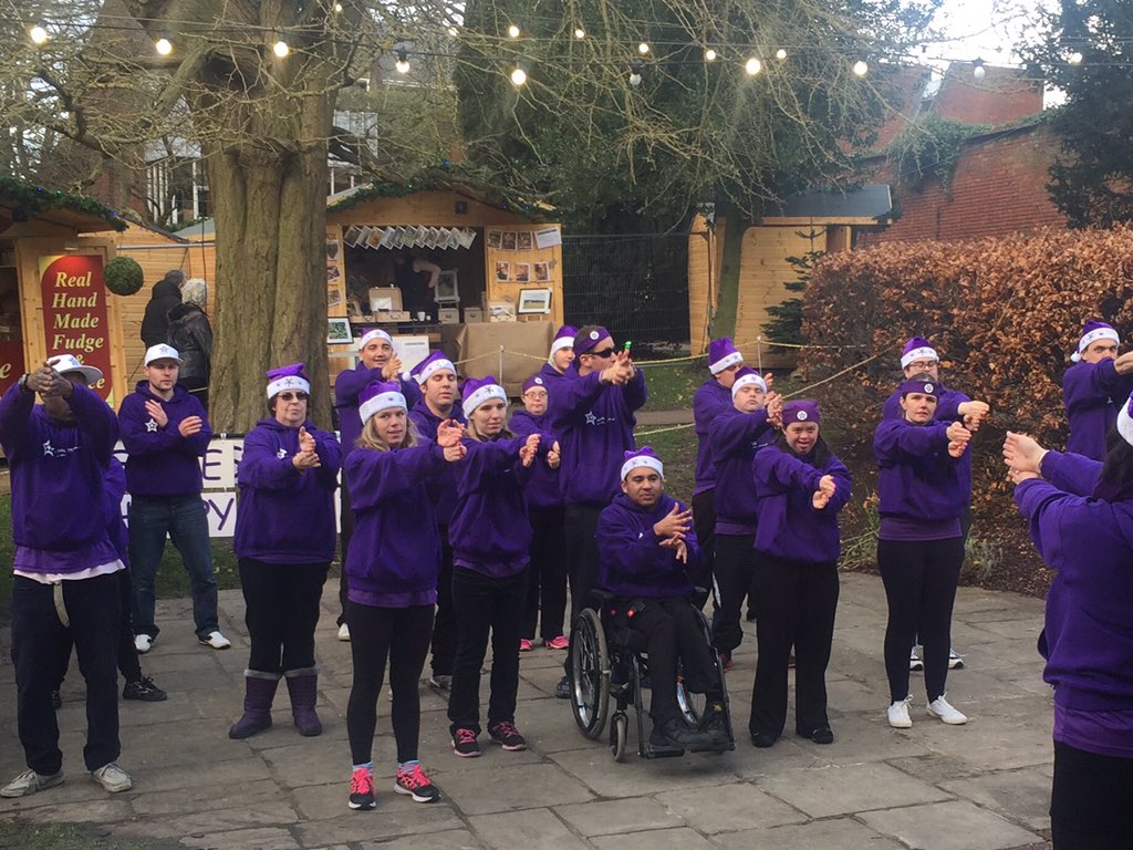 kateDixey's tweet image. Hurray! Great performance today by The St Albans PAS! At the xmas market. Great audience, fab show. #equitablehealth