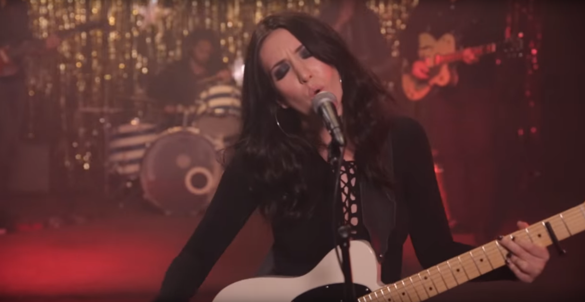 RScountry's tweet photo. See the moody new video for @aubriesellers' "Light of Day." https://t.co/l4gndY1vNj https://t.co/O88njCaoxu