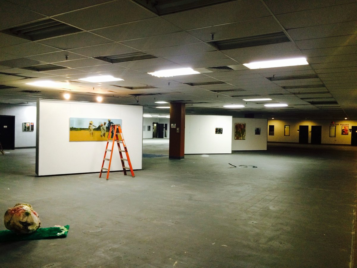circlecityind's tweet photo. Putting our new gallery walls to use for #FirstFriday! Don't miss the great work on display tonight, 6 - 9pm https://t.co/zjGN61tW6w