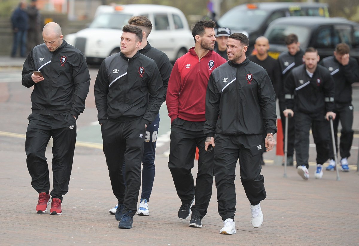 MEN_Celebrities's tweet photo. @SalfordCityFC https://t.co/pmuF7Bxqw1 https://t.co/iTpMpYUvXr