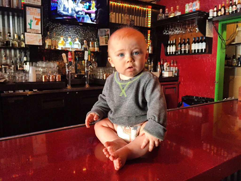 daveenglandshit's tweet photo. I love bringing my baby to the bar cuz if I get too drunk, he can drive me home. That is unless he's shitfaced too! https://t.co/rq4RlJH3Ht