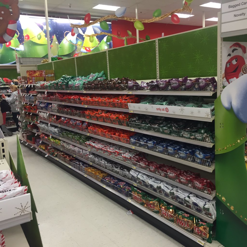 Is it St. Nick tomorrow? <a href="/brenda_strom/">brenda strom</a> <a href="/laren_john/">John Mac Laren</a> #stillscanning