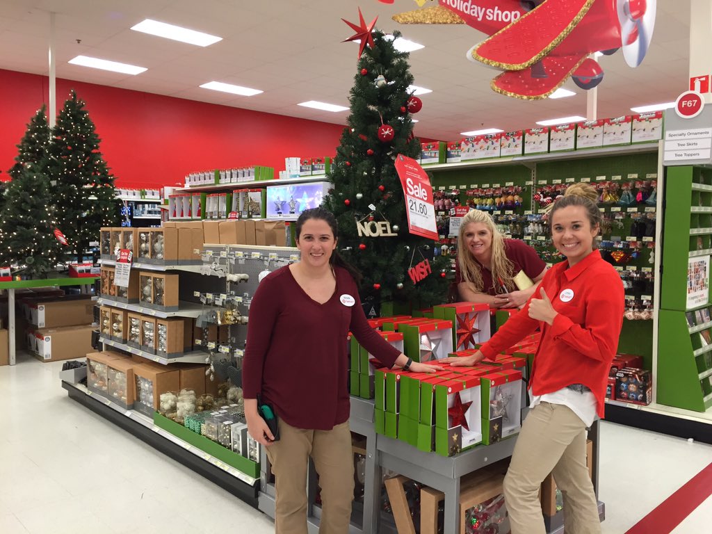 T1331 is ready for weekend Sales!! Well stocked and ready to rock, thank you Deb and team 💸<a href="/BethGates23/">Beth Gates</a> <a href="/DebnSherl/">Deb Hunt</a>