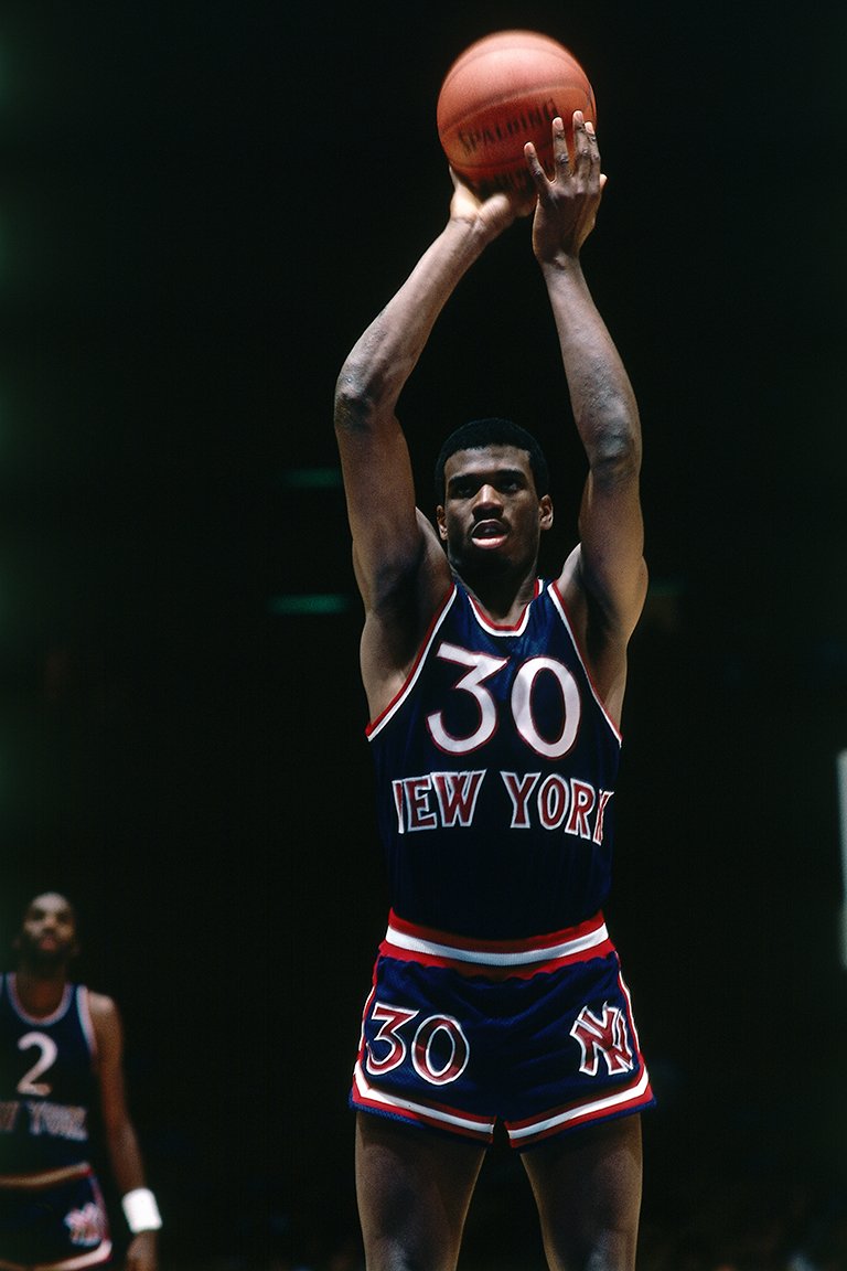 Baseline jumper! Happy Birthday to Hall of Famer Bernard King! 