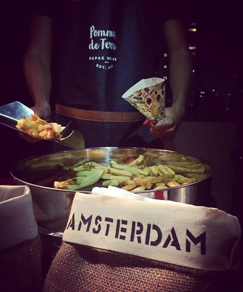 Listos para unas Vlaamse frieten? #patat #pommesdeterre #lepetitmercado #BuenosAires