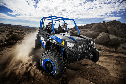 PolarisIndia's tweet photo. With the Rajasthani tradition of "Padharo Mhare Des" Sand dunes of Bikaner have grandly welcomed Polaris in UDC 2015 https://t.co/7aqwdA1bqS