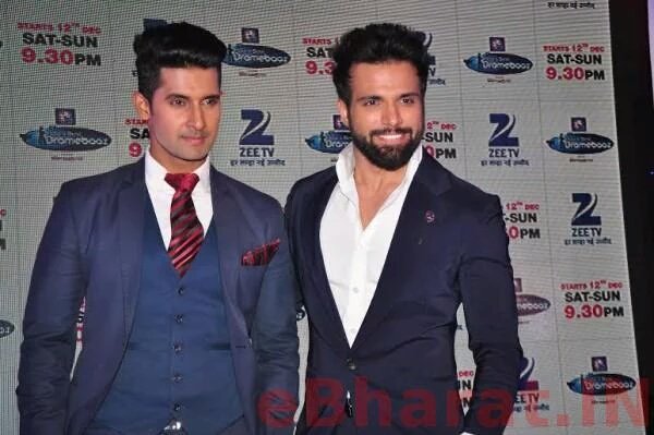 Rithvik_FanClub's tweet photo. Handsome hosts Rithvik Dhanjani and Ravi Dubey at India's Best Dramebaaz press con #IBD @ZeeTV 
Credit : eBharat.IN https://t.co/LMMfAVmjKc